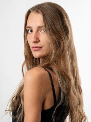 Anne-Cecilie 2000 København